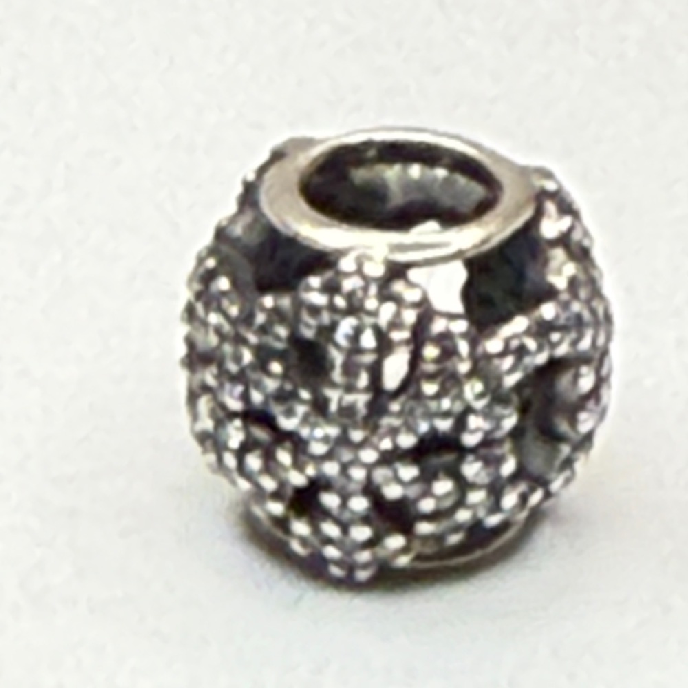 ❄️ Retired Pandora Snowflake Pavé Openwork Charm – Sterling Silver